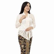 Kebaya Kartini Putih